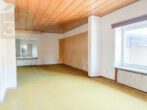 Wohnzimmer - Sanierungsbedürftiger Bungalow mit Carport und Garage in Danndorf! Mein Haus = Mein Partner!