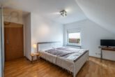 Kinderzimmer 1 - Geräumige Doppelhaushälfte am Hageberg – Wolfsburg! Mein Haus = Mein Makler!