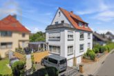 Außenansicht (2) - Attraktives Mehrfamilienhaus mit 3 Wohneinheiten & 2 Garagen in Langenhagen! Mein Haus = Mein Makler
