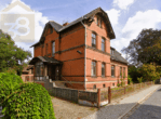 Hausansicht - Sanierungsbedürftiges Mehrfamilienhaus mit 5 Wohneinheiten! Mein Haus = Mein Partner!