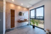 OG Badezimmer - Neuwertige Doppelhaushälfte in Fallersleben mit hochwertiger Ausstattung! Mein Haus = Mein Partner!