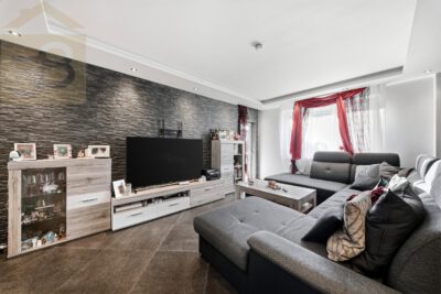 Kernsanierte 3 Zimmer Erdgeschosswohnung mit Garten und Tiefgaragenstellplatz in Westhagen! Meine Immobilie=Mein Partner!, 38444 Wolfsburg, Erdgeschosswohnung