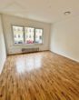 Wohnzimmer - 2 moderne Wohnungen oder Gewerberäume in Braunschweigs Stadtmitte! Meine Immobilie = Mein Makler!
