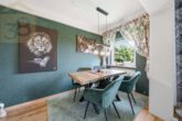 Wohn- & Essbereich - Modernisiertes Zweifamilienhaus mit großem Garten, Sauna und Garagen! Meine Immobilie=Mein Partner!