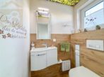 Gäste WC - Charmante Doppelhaushälfte mit Kamin, Terrasse und Garten in Vorsfelde!
