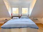 Schlafzimmer OG - Charmante Doppelhaushälfte mit Kamin, Terrasse und Garten in Vorsfelde!