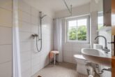 Badezimmer - Sanierungsbedürftiges Einfamilienhaus in Vorsfelde