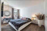 Schlafzimmer - Neuwertige 4 Zimmerwohnung mit Balkon und Fahrstuhl im Kleekamp – Meine Immobilie=Mein Partner!