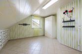 DG Kinderzimmer 2 - Modernes Einfamilienhaus mit Sauna, Kaminofen und Garten in Kästorf! Meine Immobilie=Mein Partner!