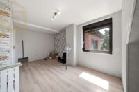 Schlafzimmer DG