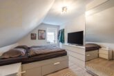 DG Schlafzimmer - Neuwertiges Einfamilienhaus mit Terrasse am Bernsteinsee in Stüde! Mein Haus = Mein Partner!