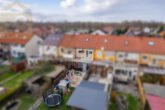 Hausansicht oben - modernisiertes Reihenmittelhaus mit überdachter Terrasse in Vorsfelde! Mein Haus = Mein Partner!