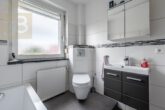 Badezimmer OG - modernisiertes Reihenmittelhaus mit überdachter Terrasse in Vorsfelde! Mein Haus = Mein Partner!